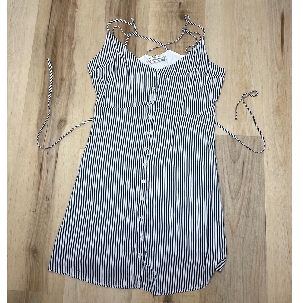 Abercrombie & Fitch Navy White Striped Button Front Mini Dress Medium Crisscross - Picture 2 of 10